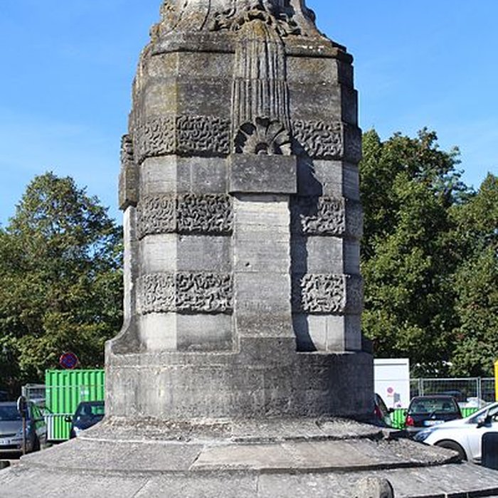 Photo de Pyramide du bois de Vincennes - Paris 12ème