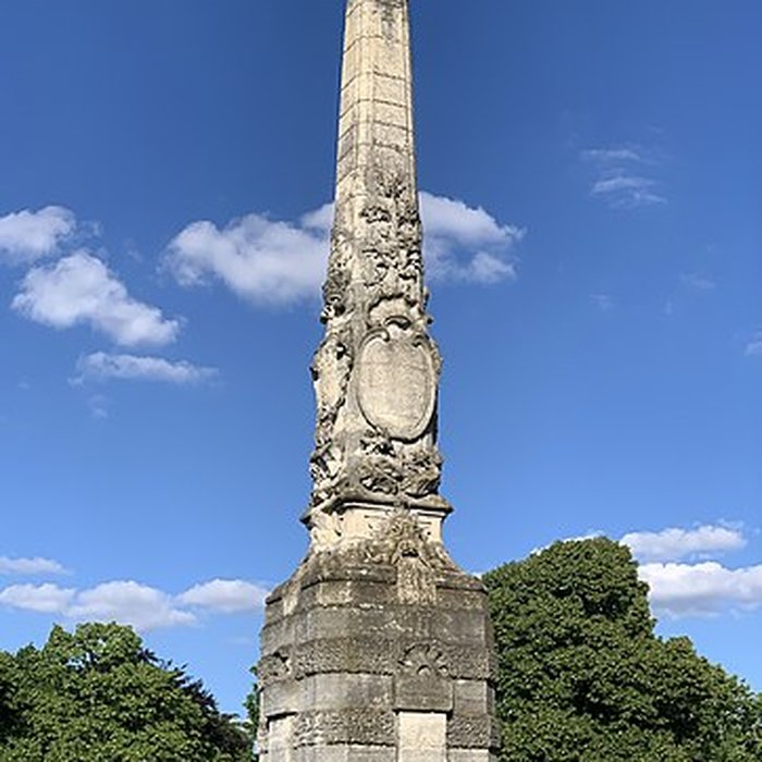 Photo de Pyramide du bois de Vincennes - Paris 12ème
