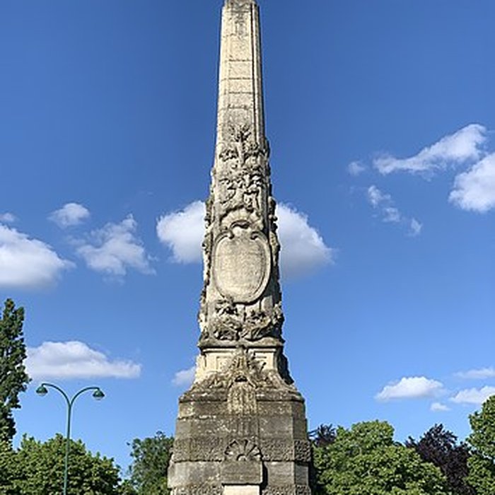 Photo de Pyramide du bois de Vincennes - Paris 12ème