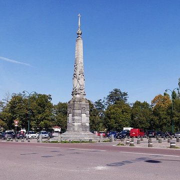 Pyramide du bois de Vincennes - Paris 12ème