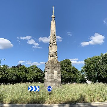 Pyramide du bois de Vincennes - Paris 12ème