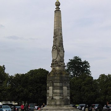 Pyramide du bois de Vincennes - Paris 12ème