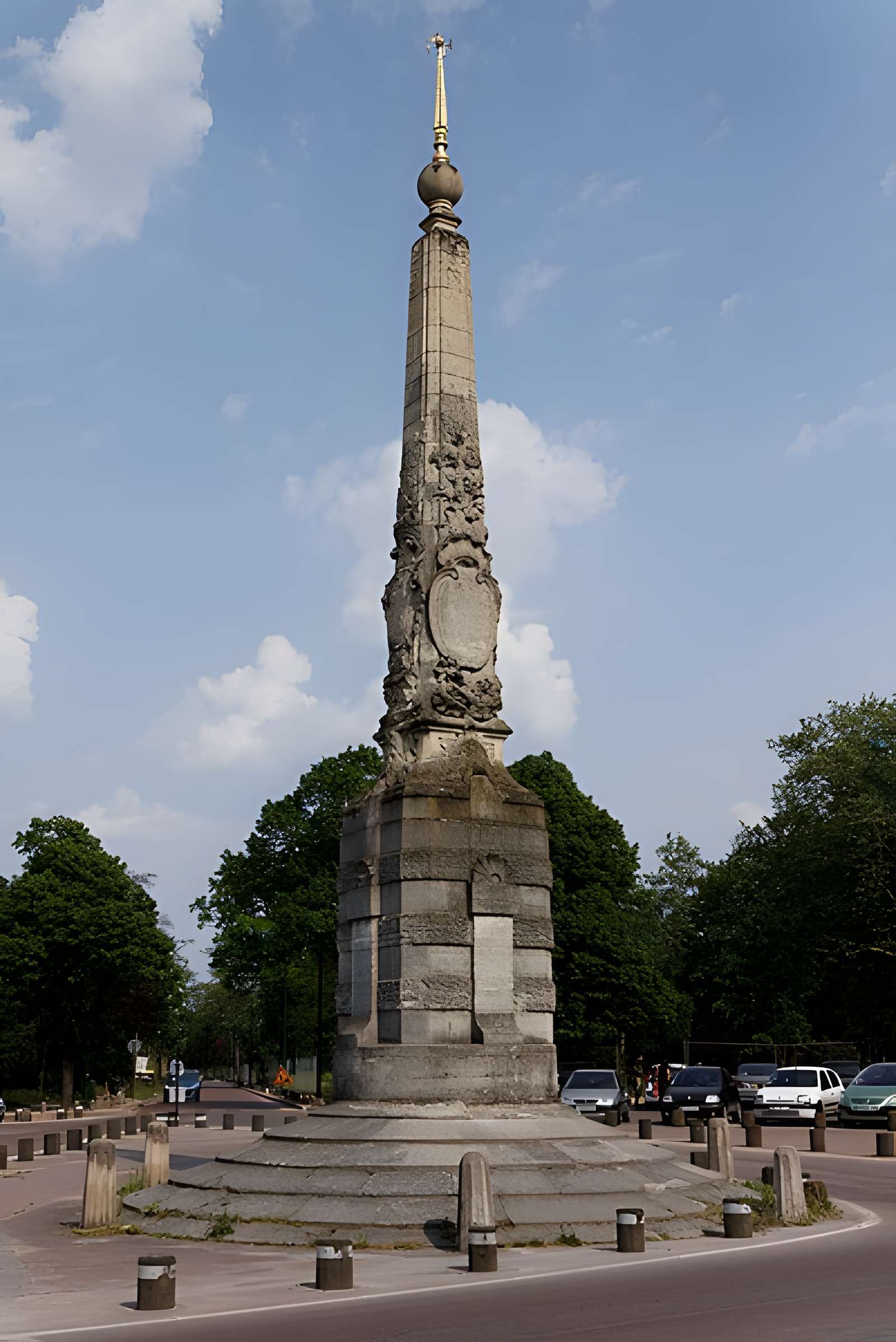 Pyramide du bois de Vincennes - Paris 12ème