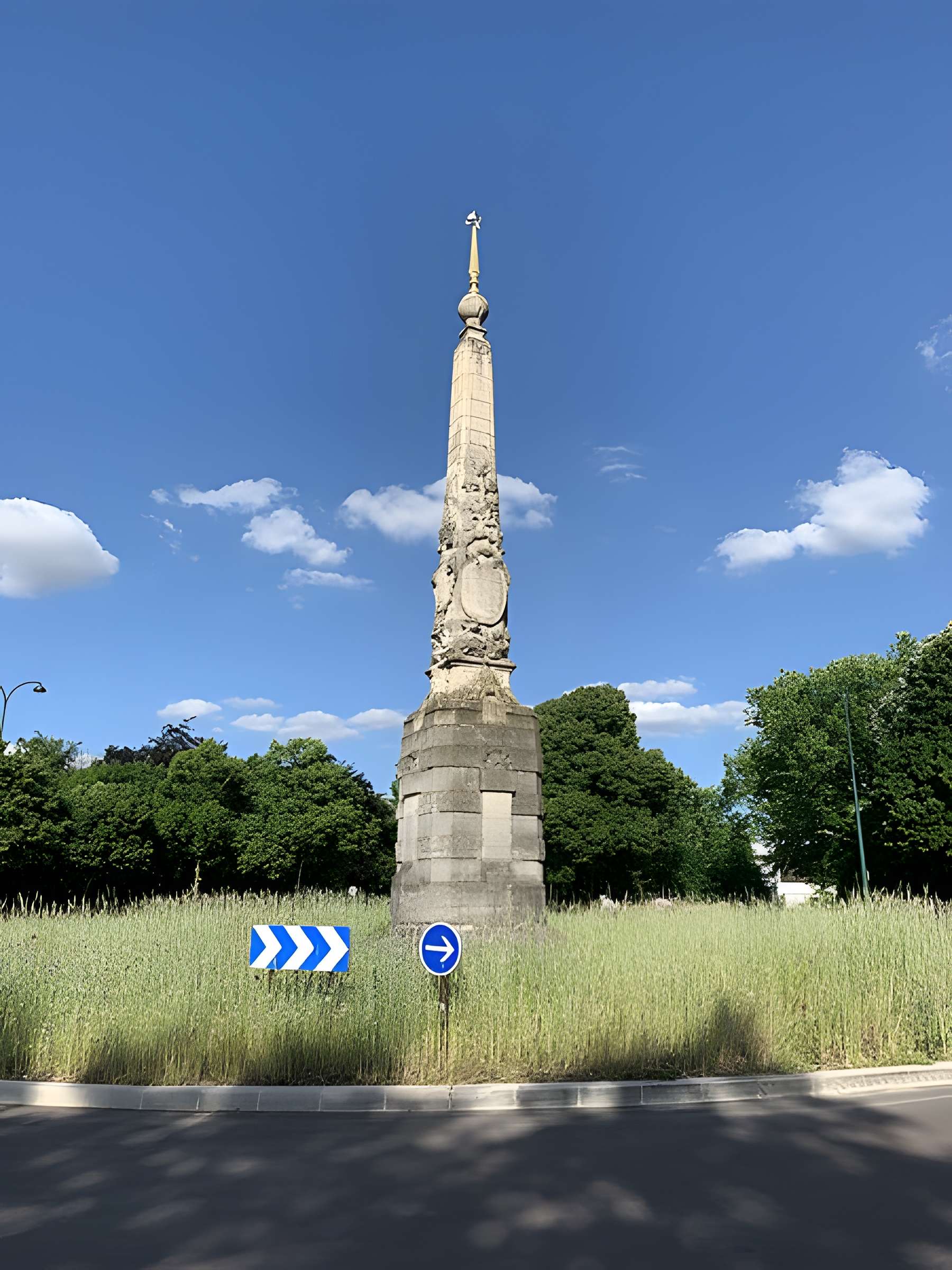 Pyramide du bois de Vincennes - Paris 12ème