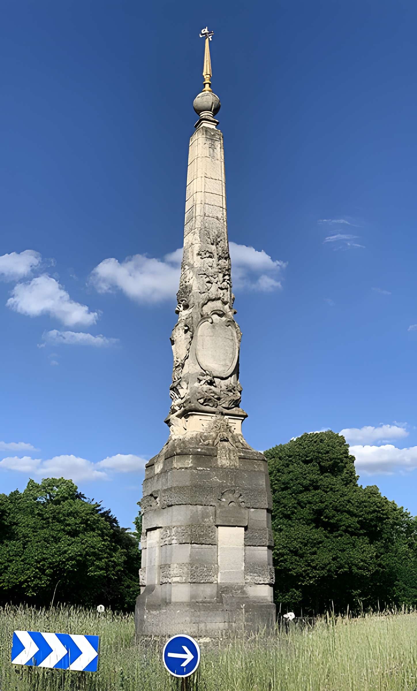 Pyramide du bois de Vincennes - Paris 12ème