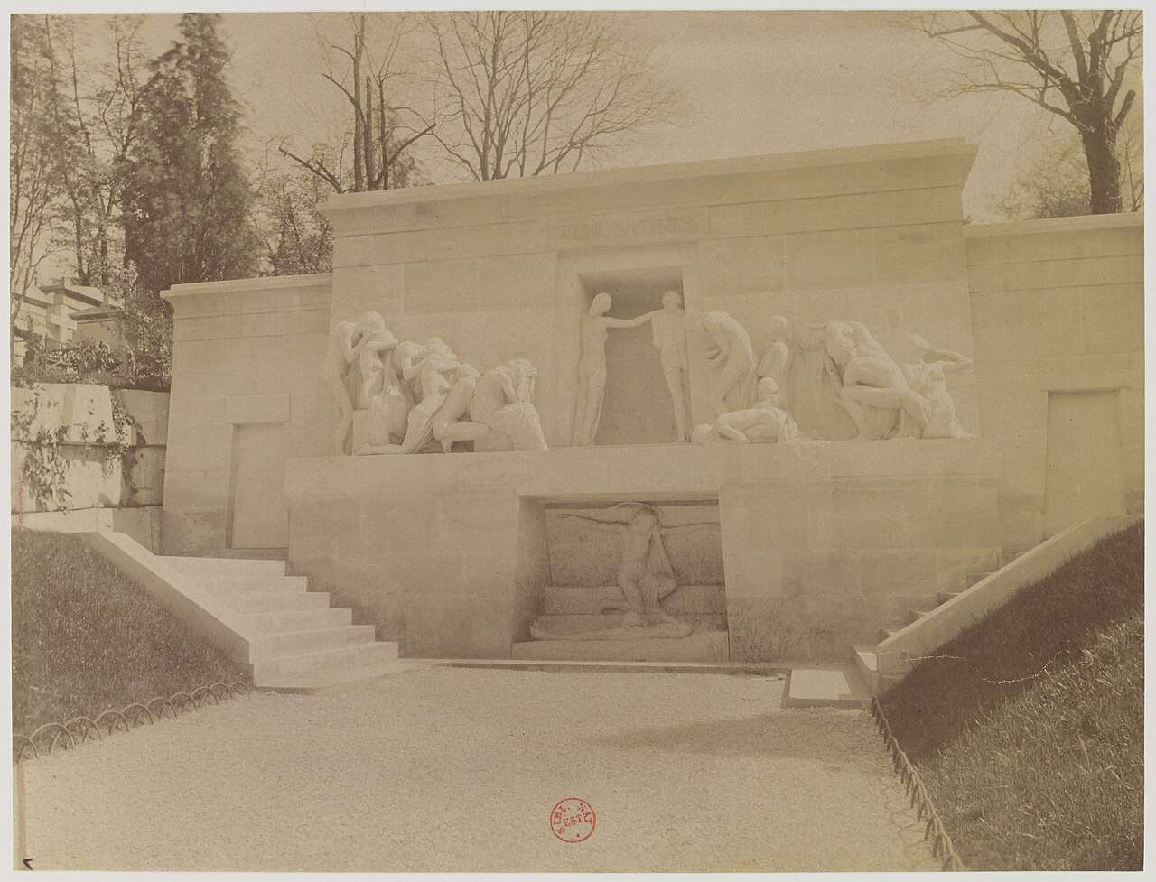 Monument aux morts du Père-Lachaise - Paris 20ème