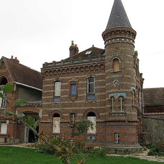 Photo de Anciens magasins de vente des faïenceries de Choisy-le-Roi - Paris 10ème