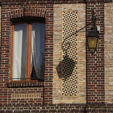 Anciens magasins de vente des faïenceries de Choisy-le-Roi - Paris 10ème