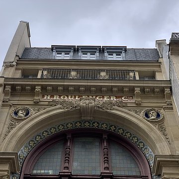 Anciens magasins de vente des faïenceries de Choisy-le-Roi - Paris 10ème
