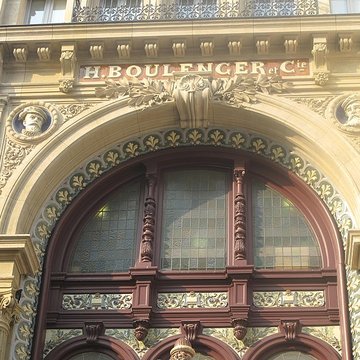 Anciens magasins de vente des faïenceries de Choisy-le-Roi - Paris 10ème