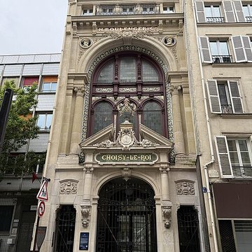 Anciens magasins de vente des faïenceries de Choisy-le-Roi - Paris 10ème