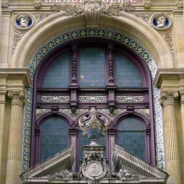 Anciens magasins de vente des faïenceries de Choisy-le-Roi - Paris 10ème