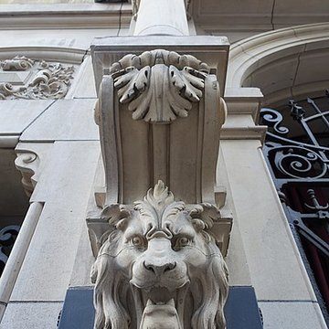 Anciens magasins de vente des faïenceries de Choisy-le-Roi - Paris 10ème