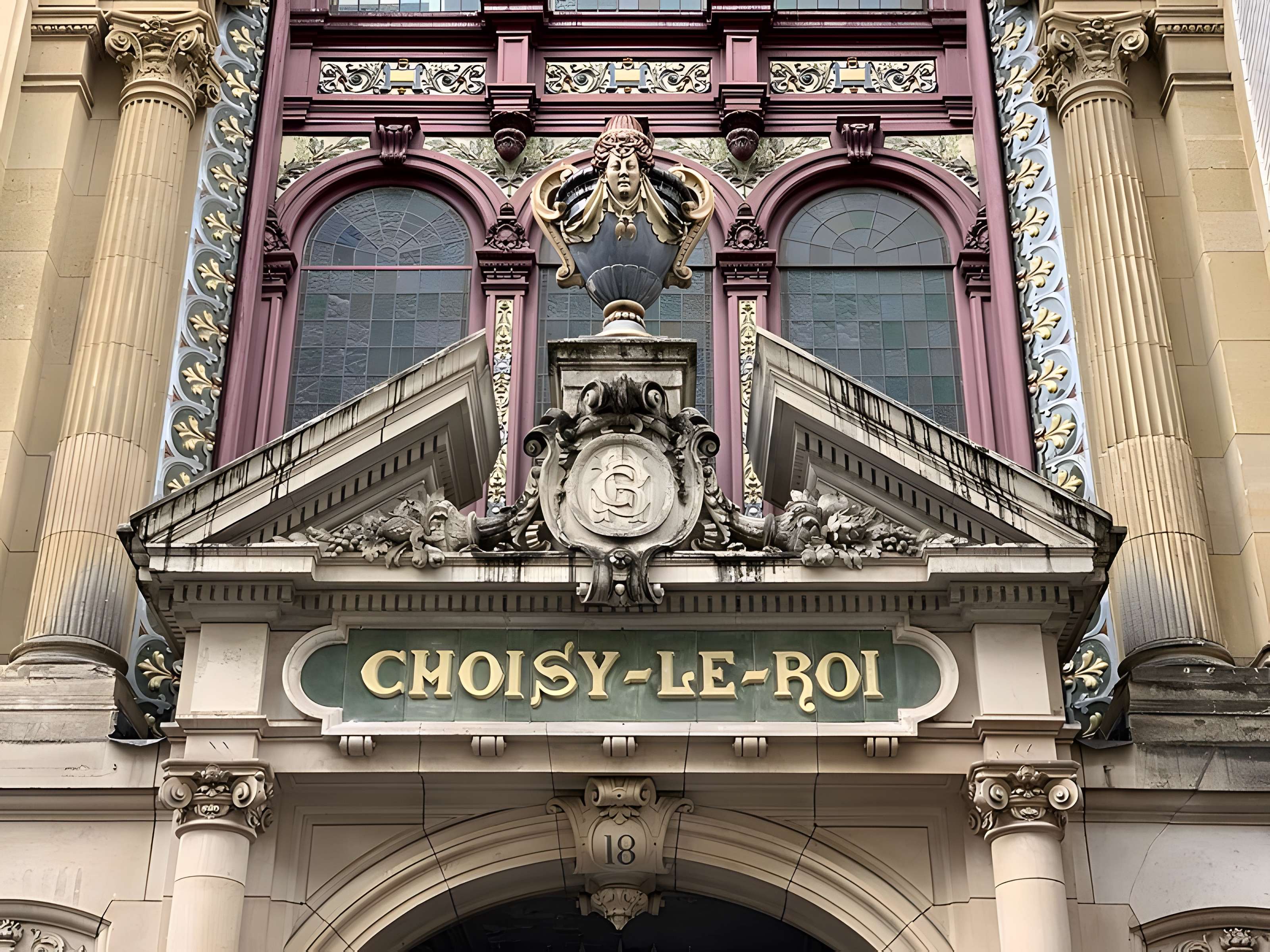 Anciens magasins de vente des faïenceries de Choisy-le-Roi - Paris 10ème
