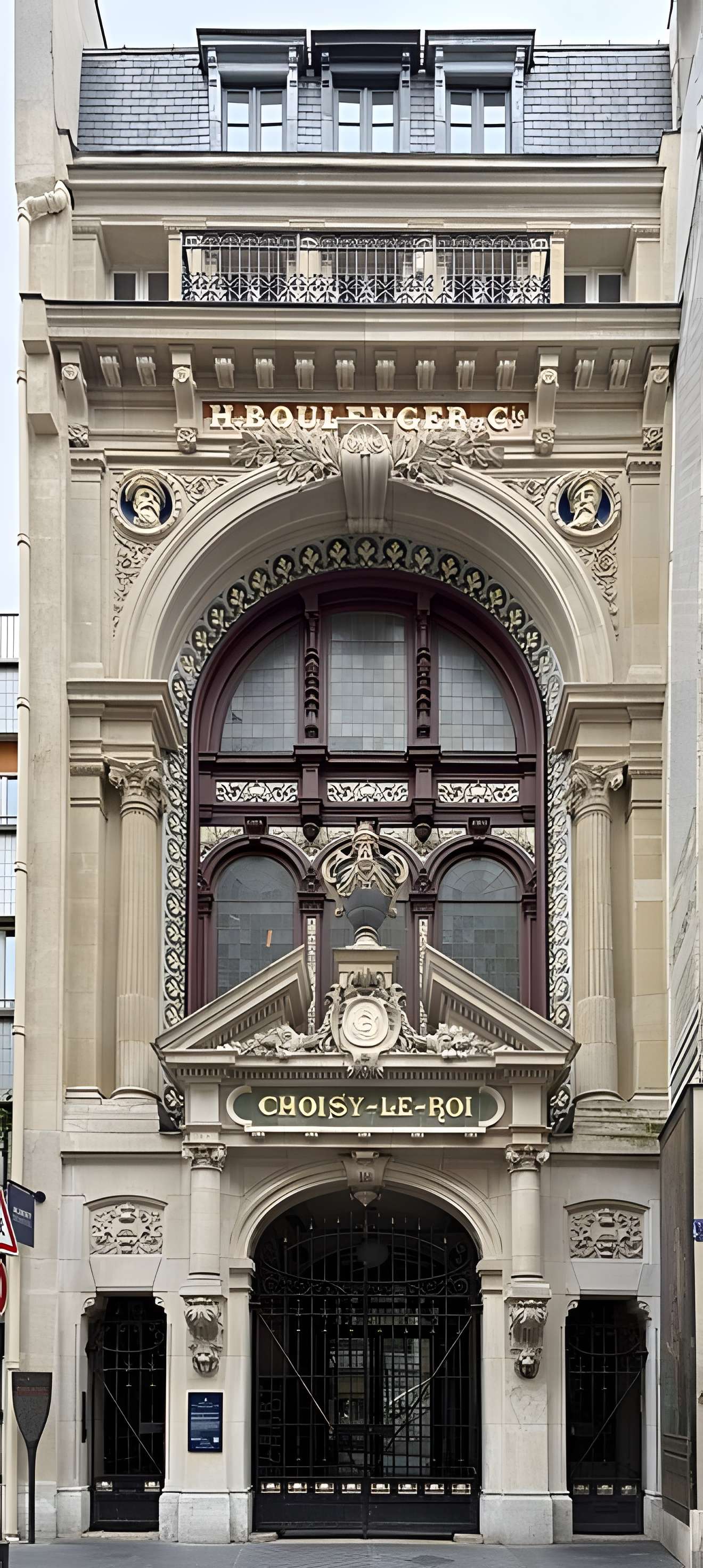 Anciens magasins de vente des faïenceries de Choisy-le-Roi - Paris 10ème