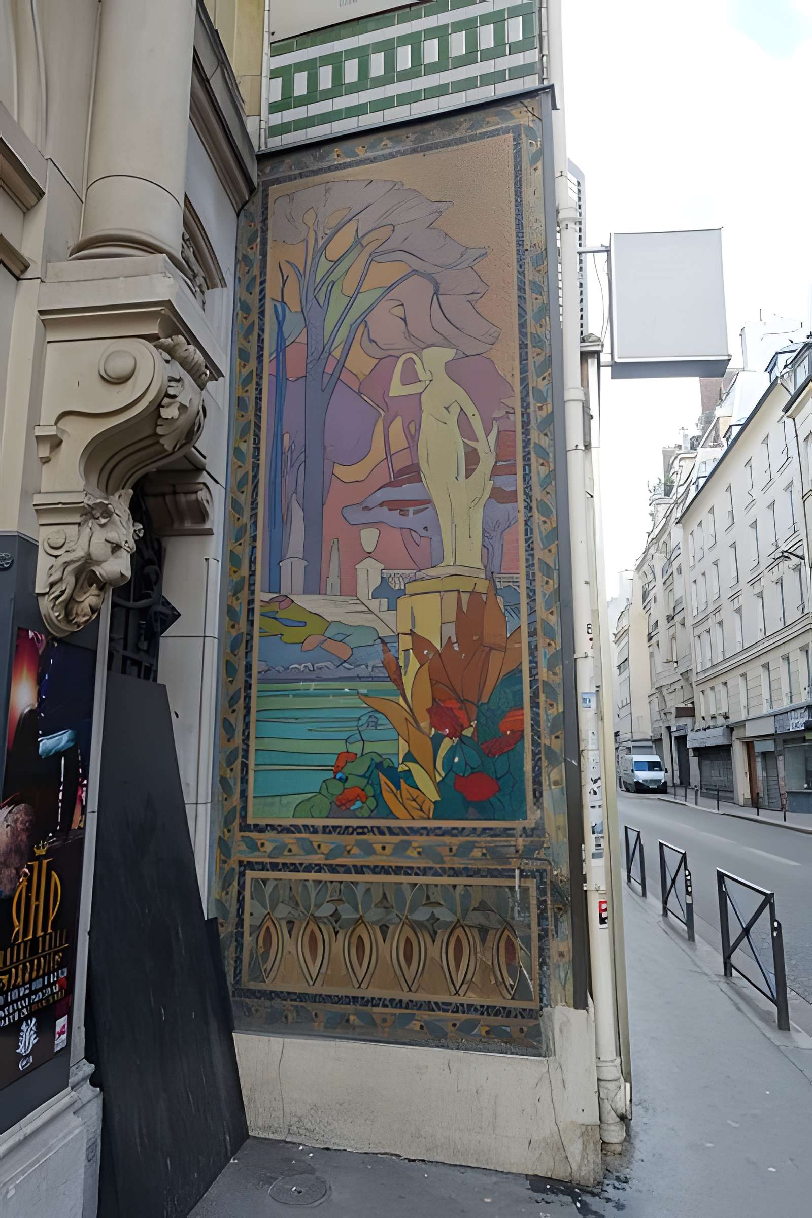 Anciens magasins de vente des faïenceries de Choisy-le-Roi - Paris 10ème