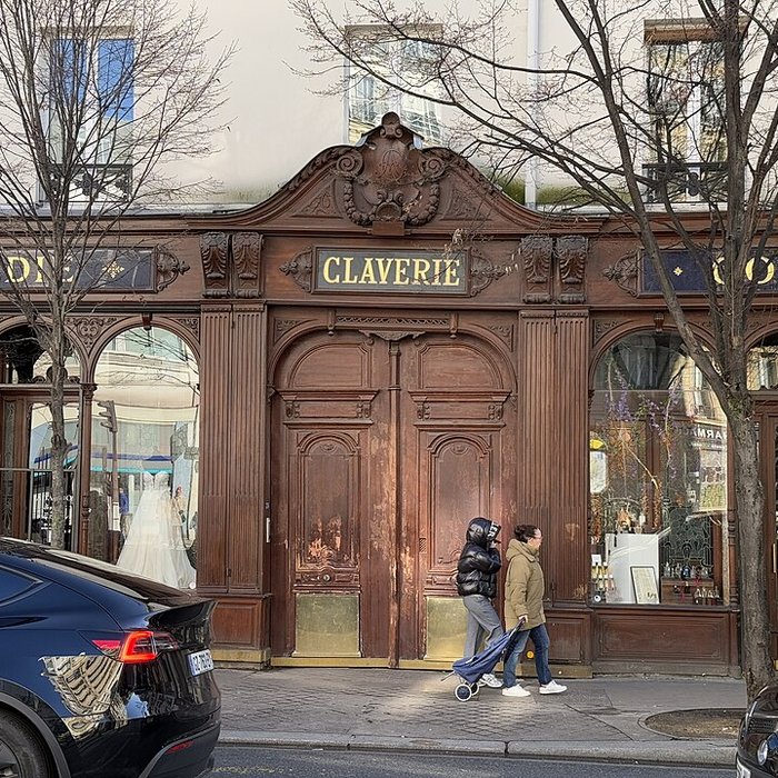 Photo de Fabrique de corsets Auguste Claverie - Paris 10ème