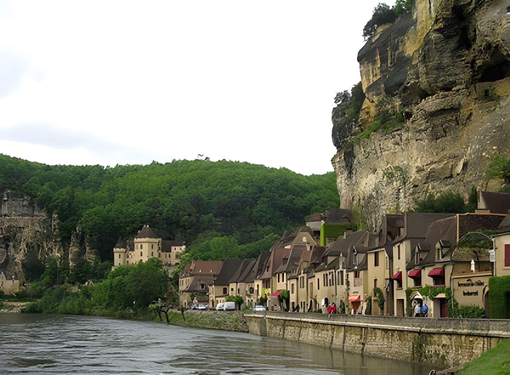 La Roque-Gageac plus beau village de Dordogne 