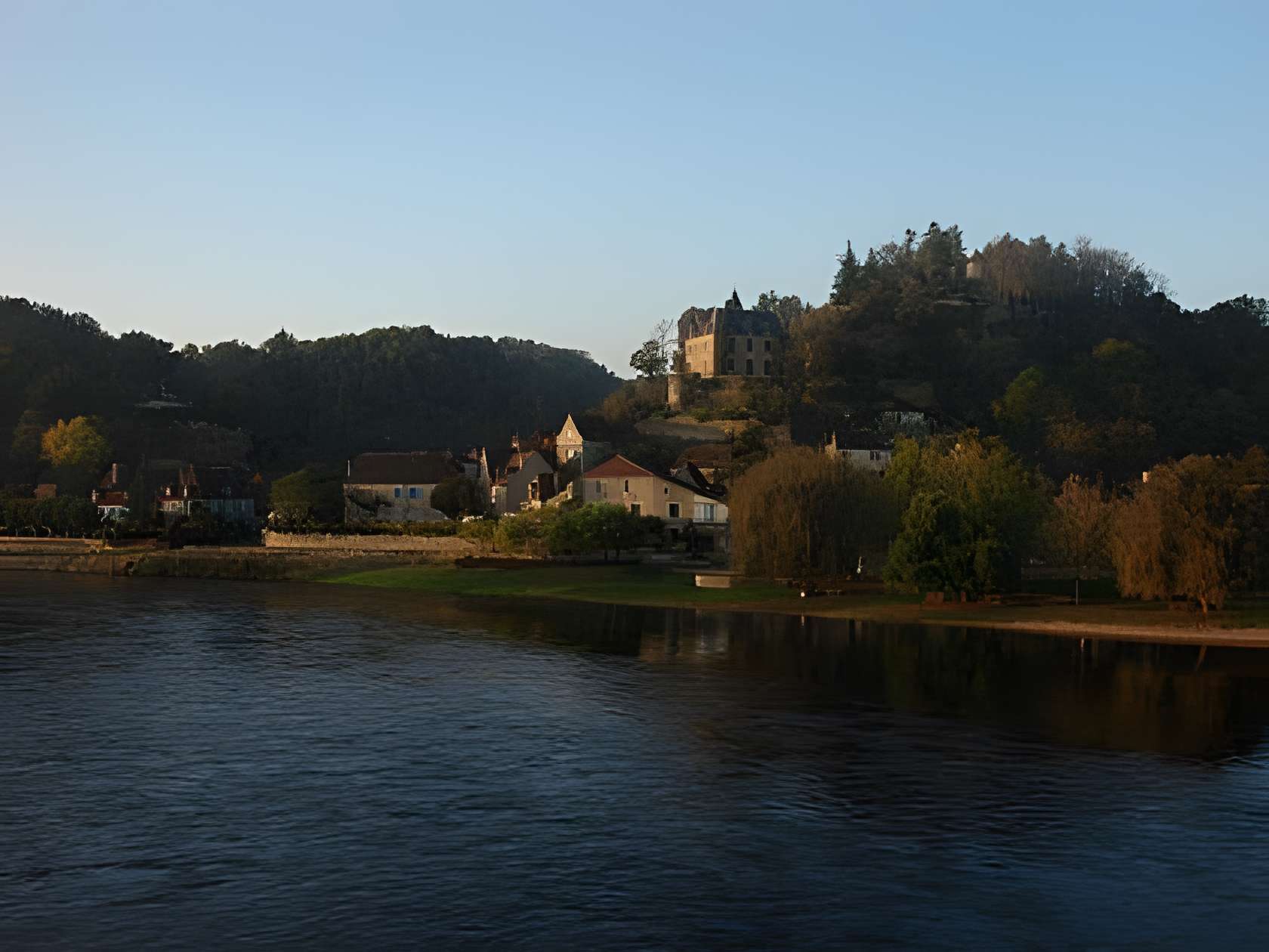 Limeuil plus beau village de Dordogne 