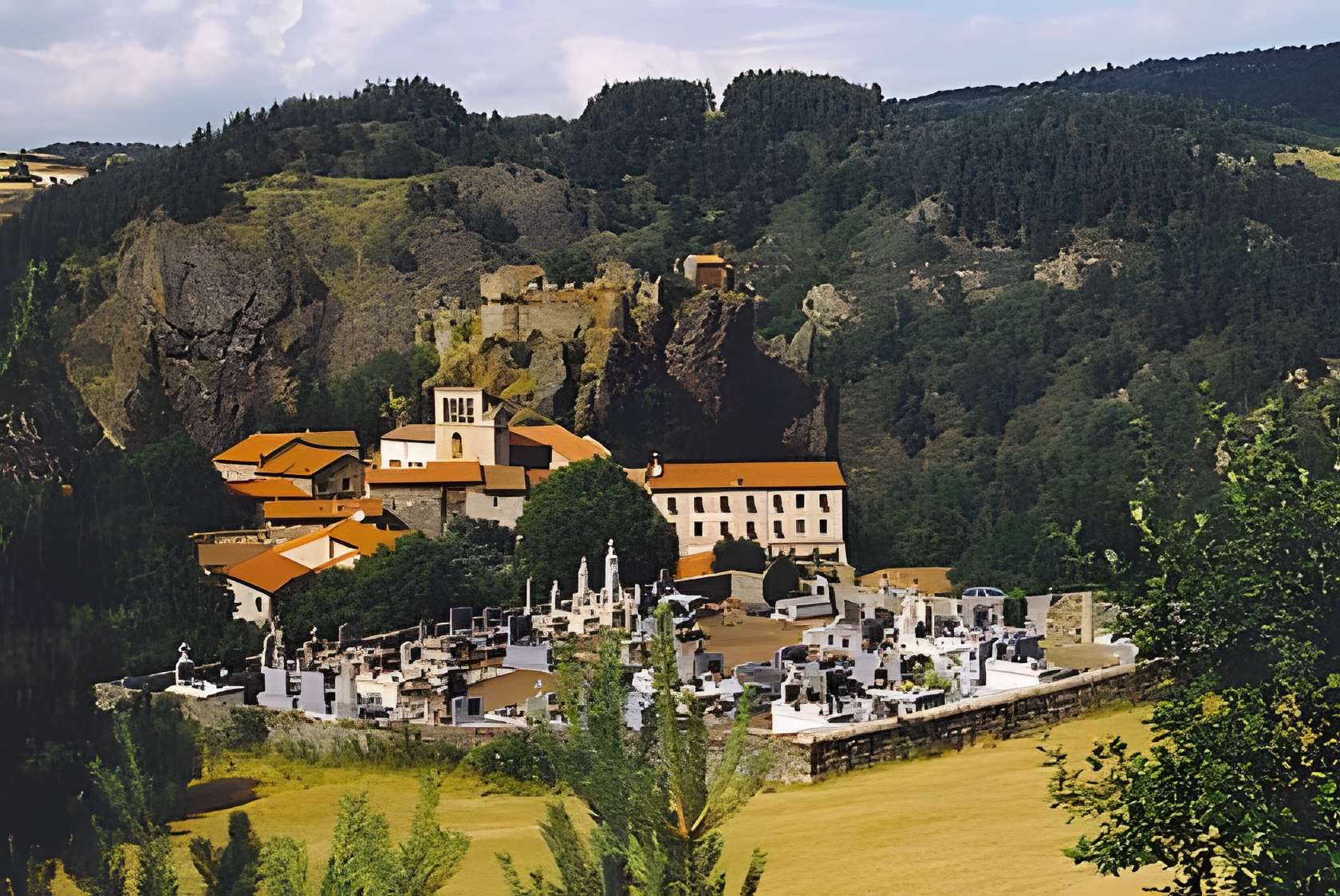 Arlempdes plus beau village de Haute-Loire 