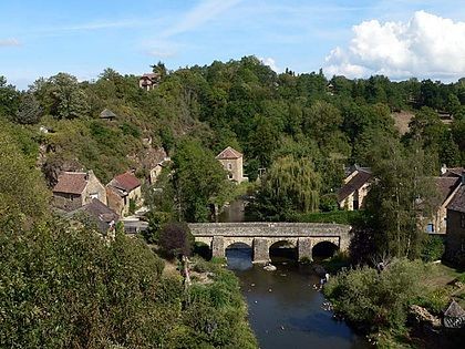 Photo de Saint-Céneri-le-Gérei : plus beau village de l'Orne