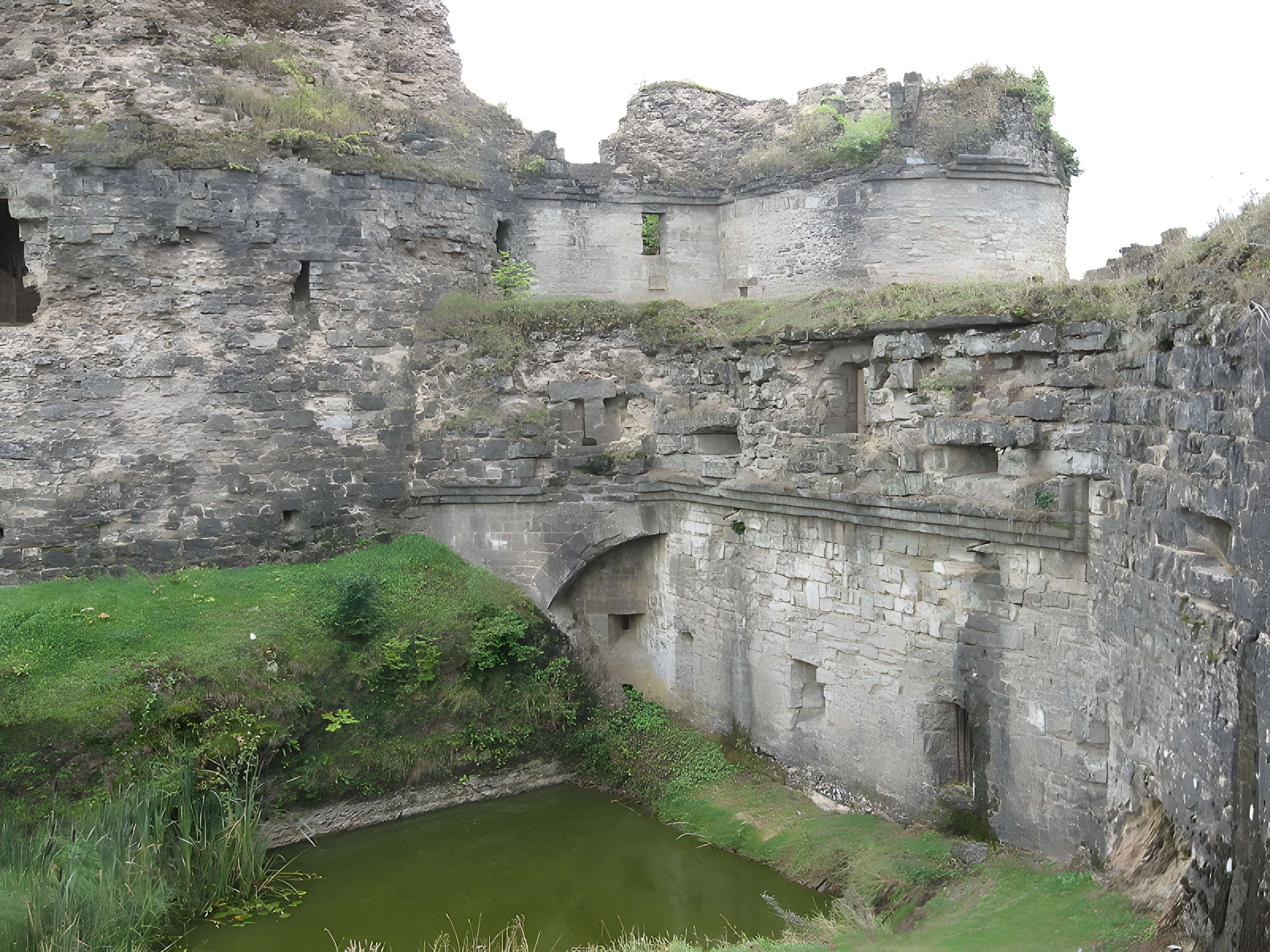 Château de Montcornet-en-Ardenne
