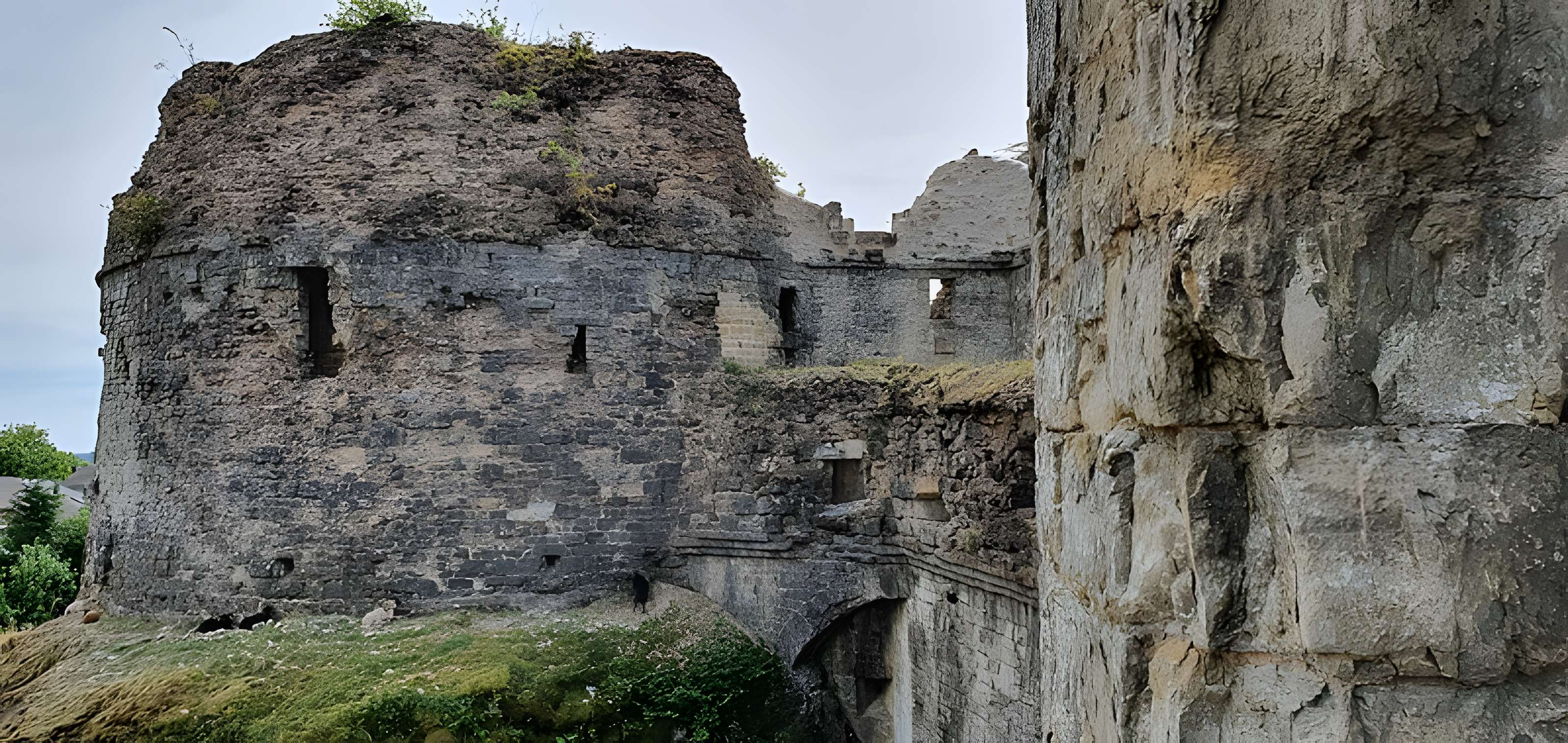 Château de Montcornet-en-Ardenne