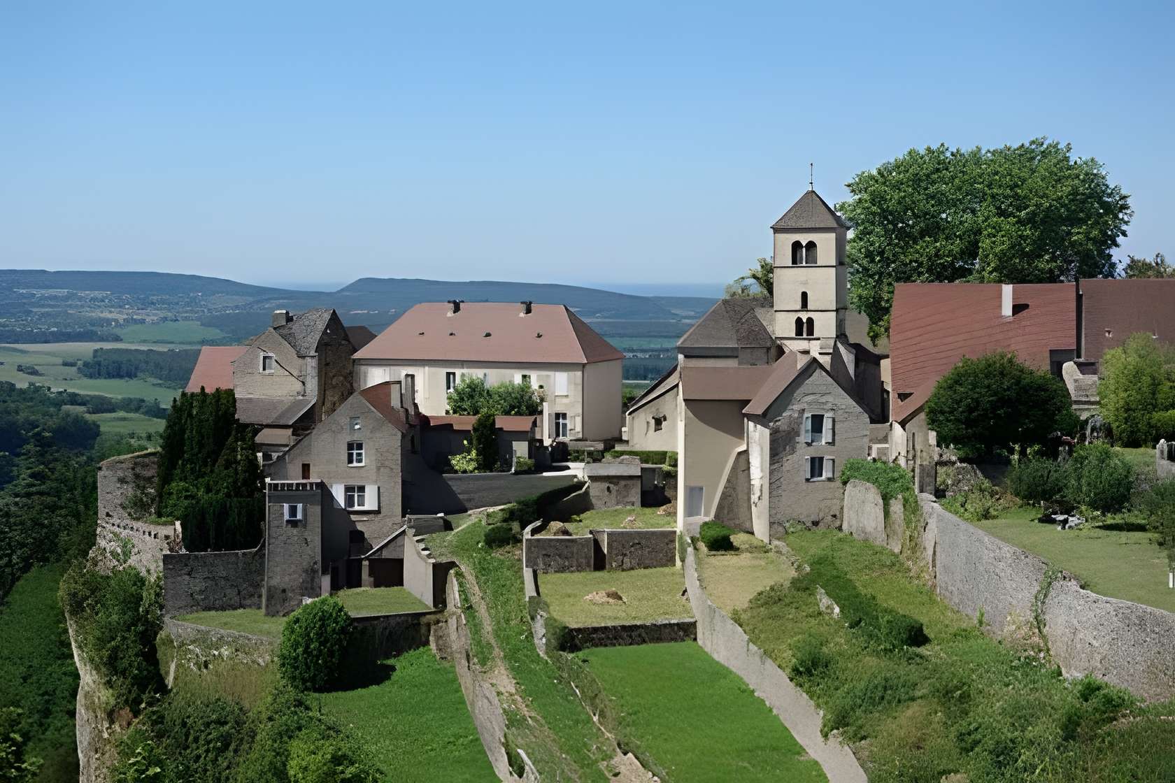Château-Chalon plus beau village du Jura 