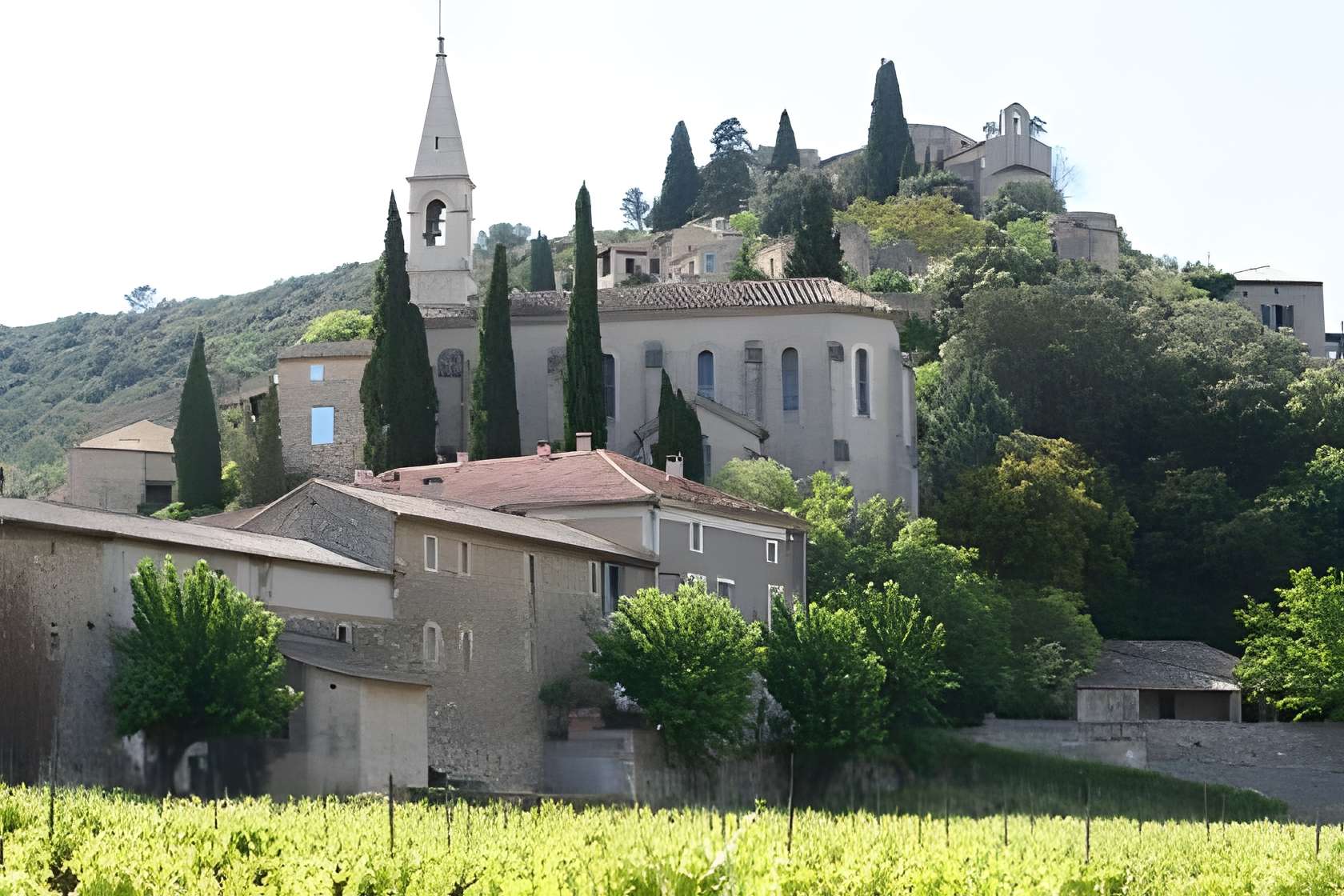 La Roque-sur-Cèze plus beau village du Gard 