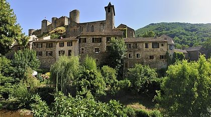 Photo de Brousse le Château : plus beau village de l'Aveyron