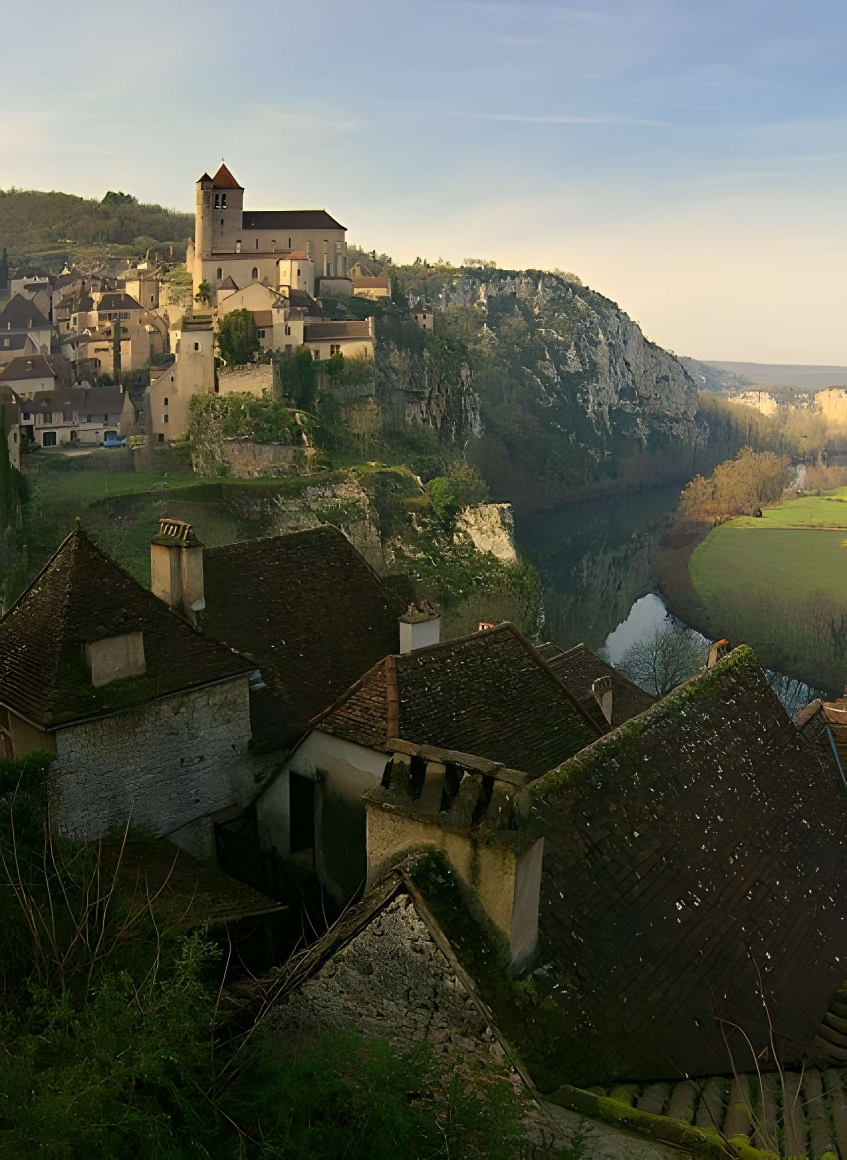 Saint-Cirq-Lapopie plus beau village du Lot 