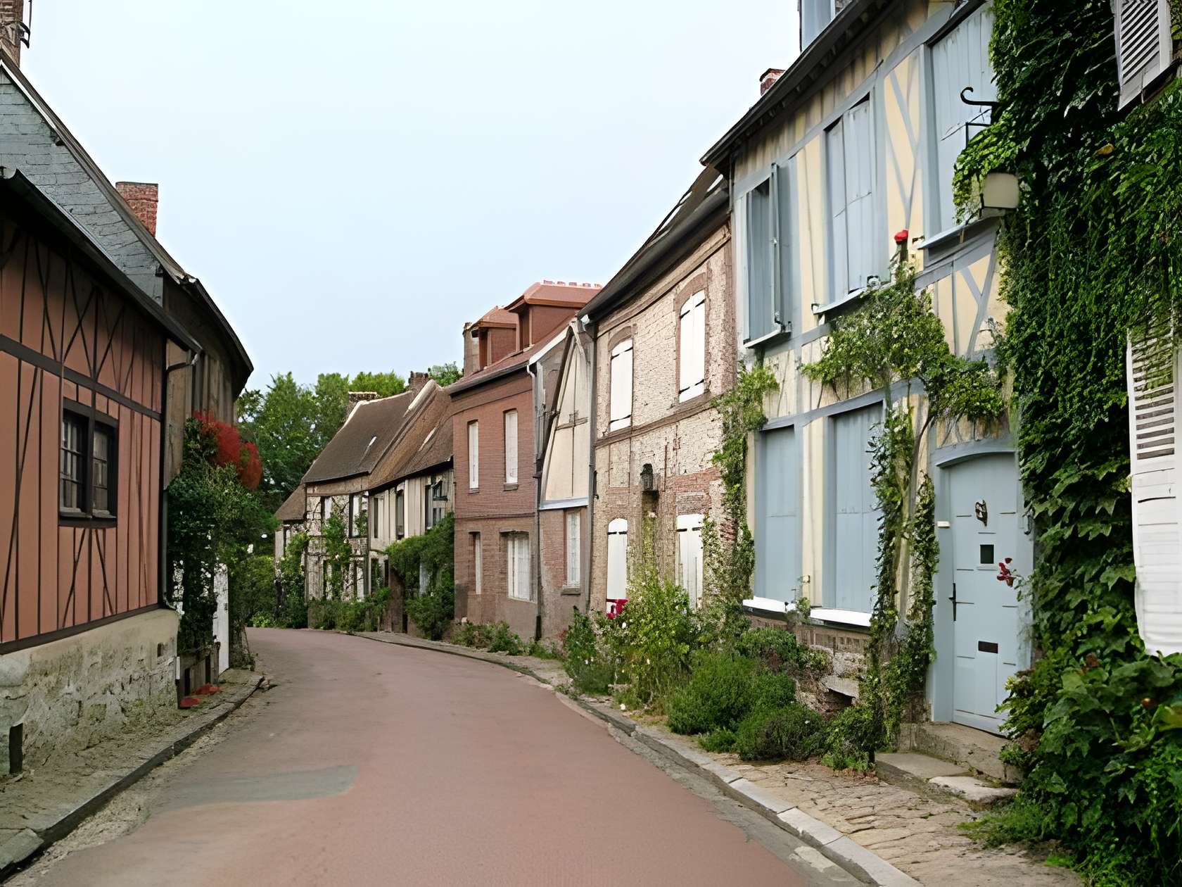 Gerberoy plus beau village de l'Oise 