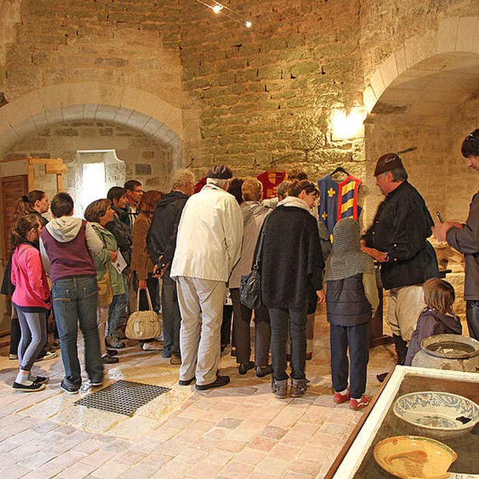 Photo de Château de Montfort à Montigny-Montfort