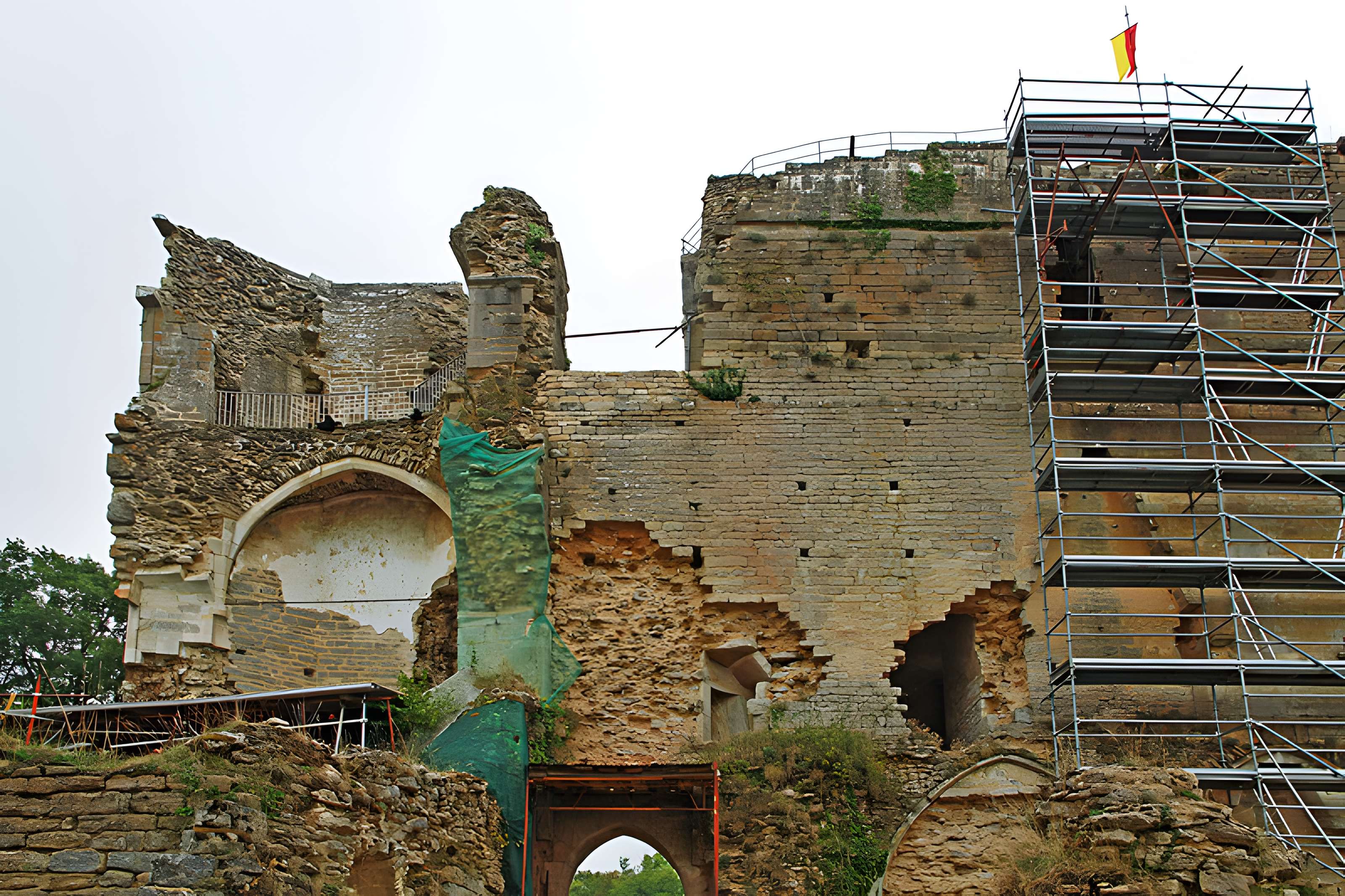 Château de Montfort à Montigny-Montfort