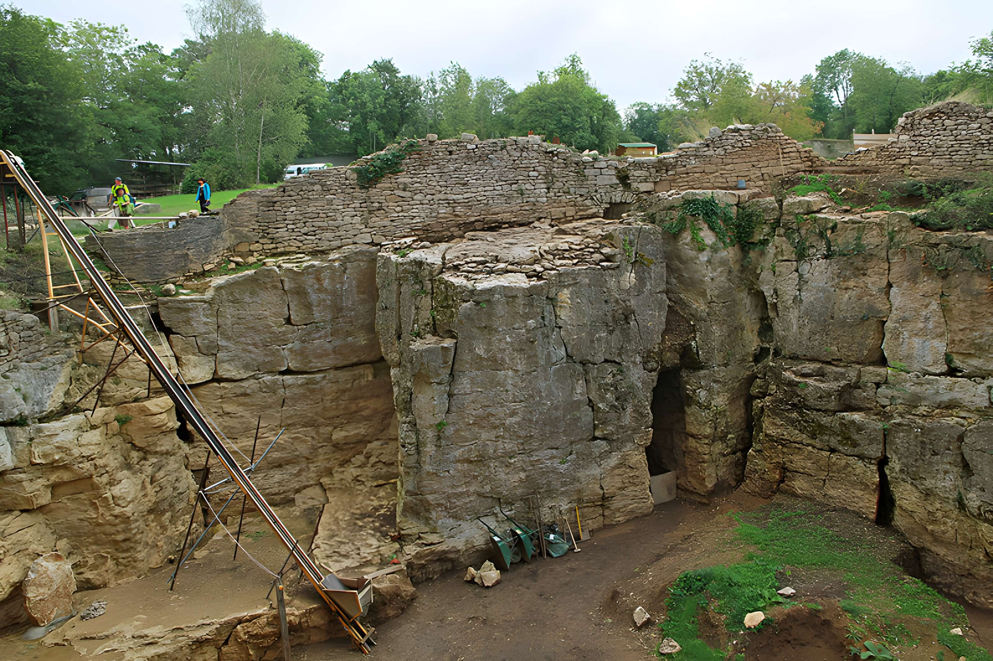 Château de Montfort à Montigny-Montfort