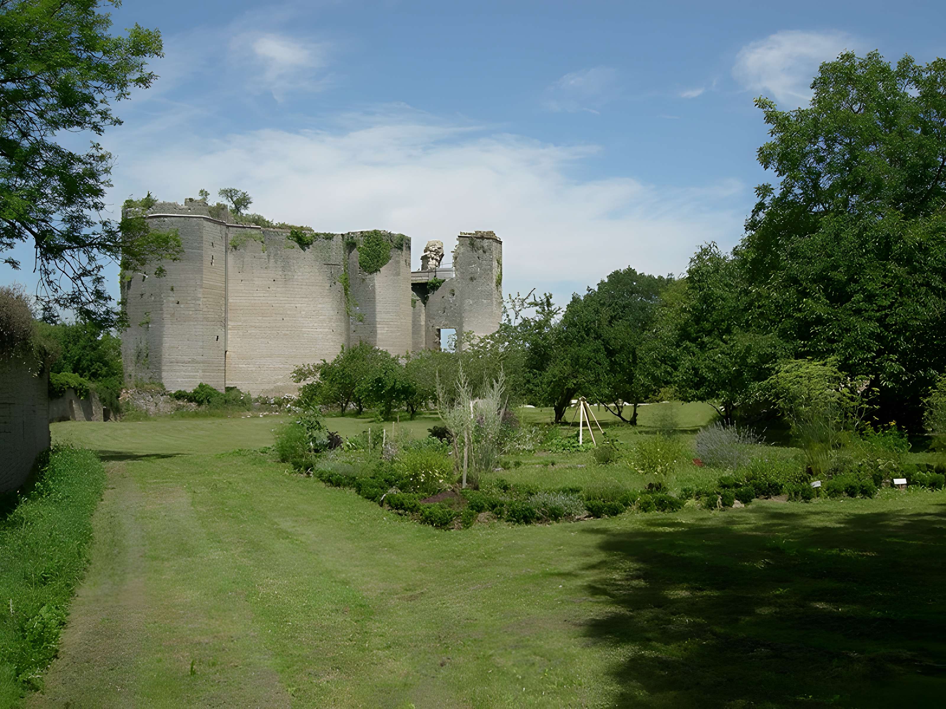 Château de Montfort à Montigny-Montfort