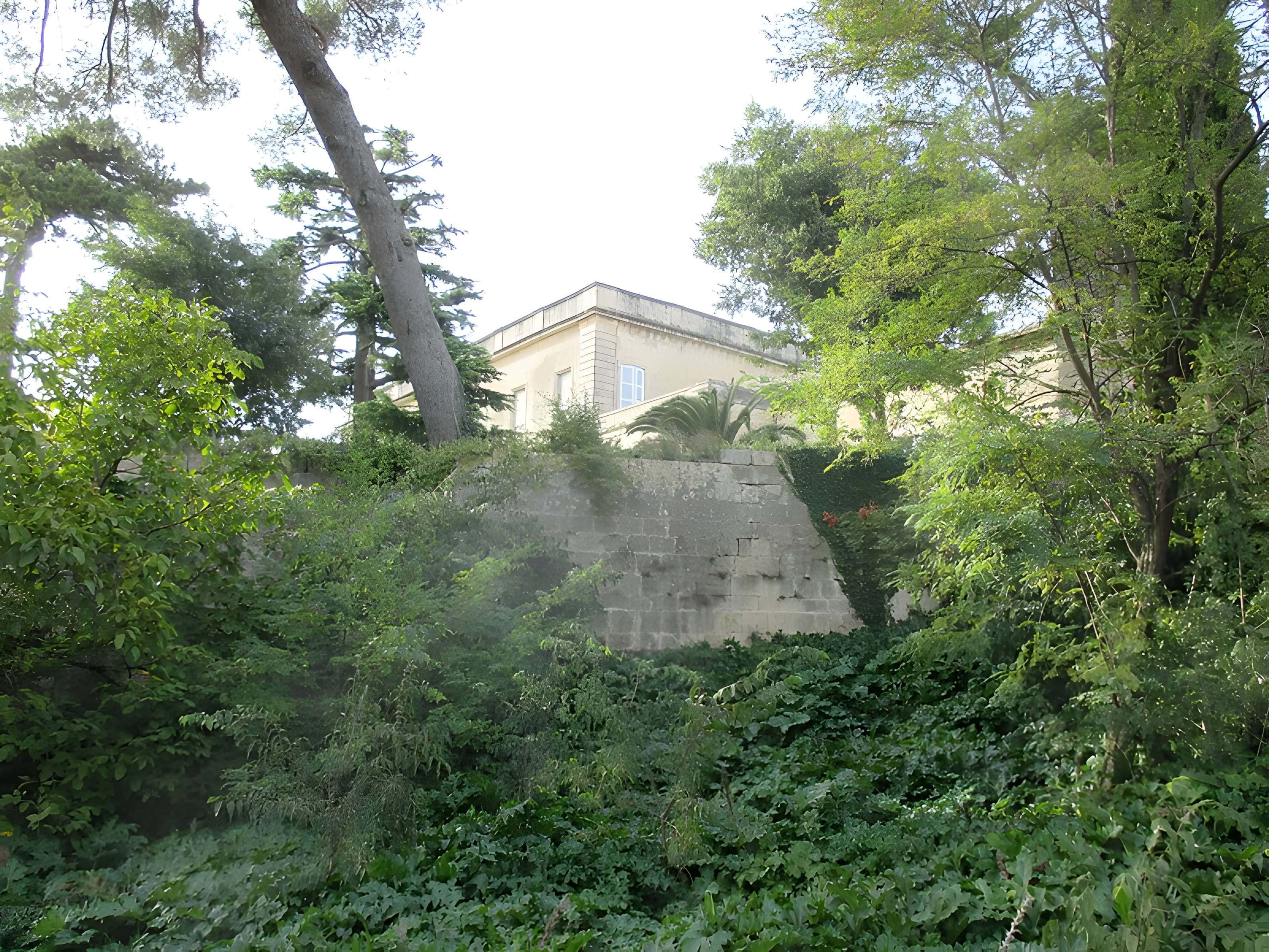 Château de Montfrin