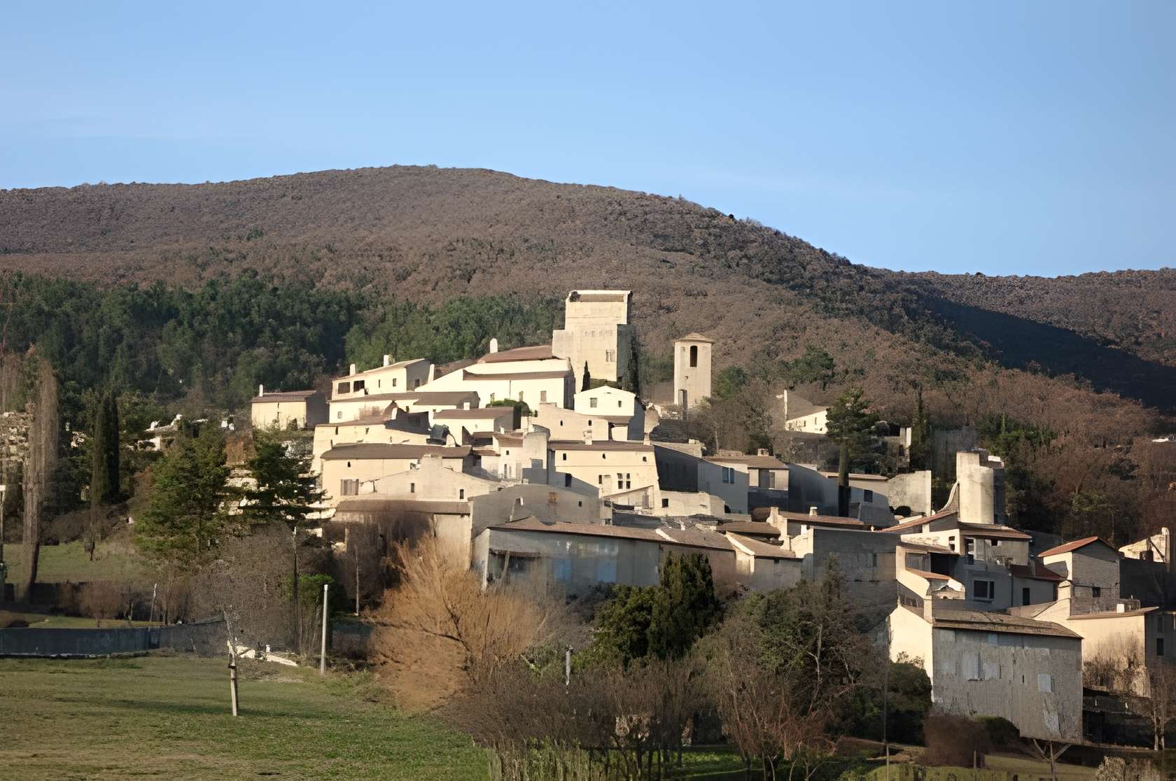 Le Poët-Laval plus beau village de la Drôme 