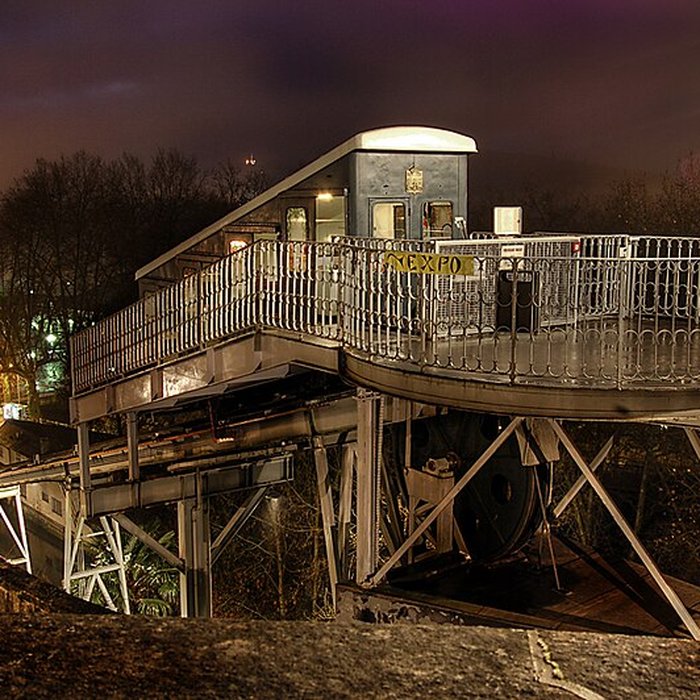 Photo de Pavillon des Arts et funiculaire