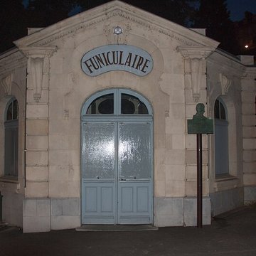 Pavillon des Arts et funiculaire