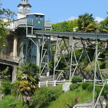 Pavillon des Arts et funiculaire