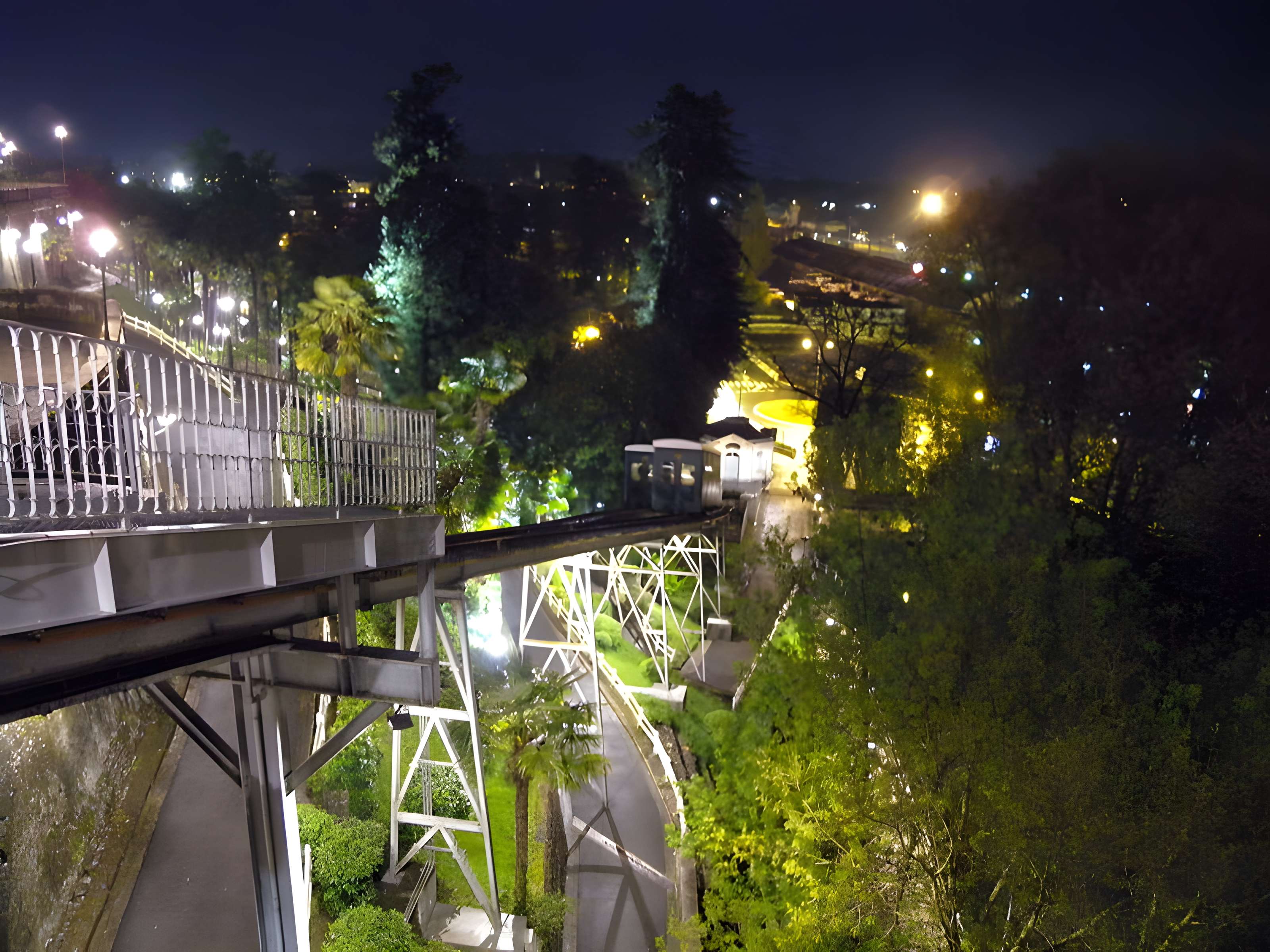 Pavillon des Arts et funiculaire