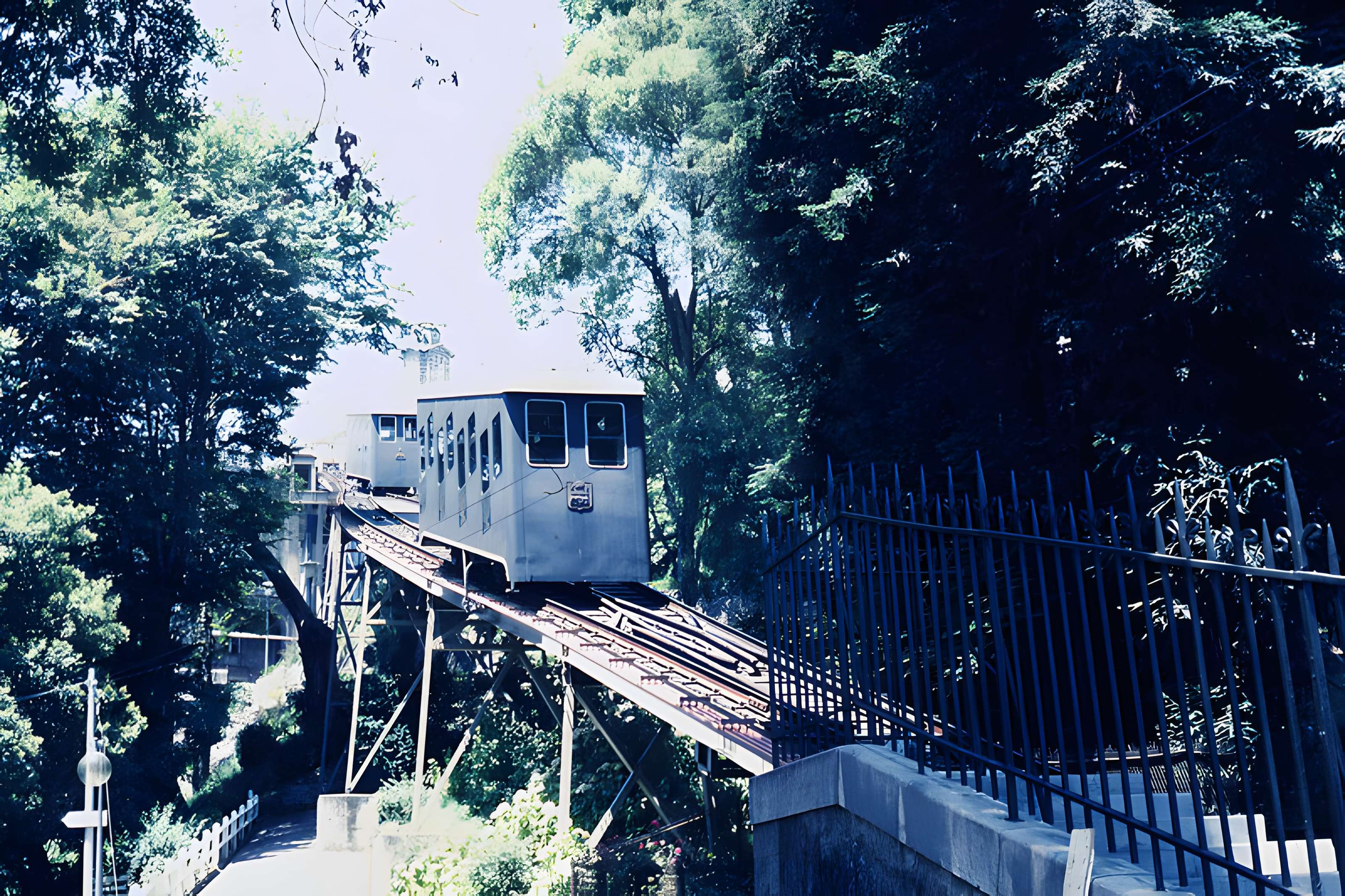 Pavillon des Arts et funiculaire