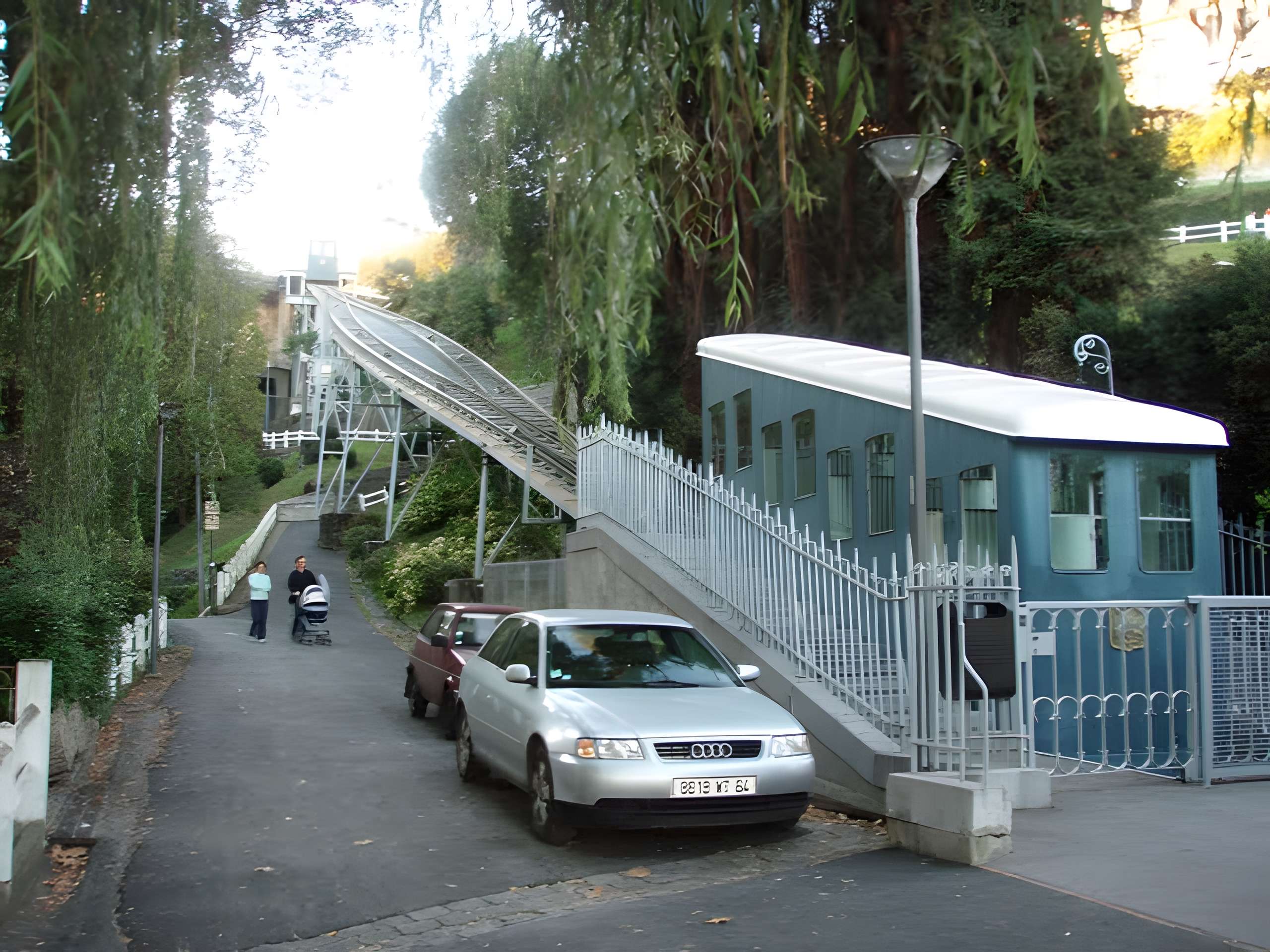 Pavillon des Arts et funiculaire