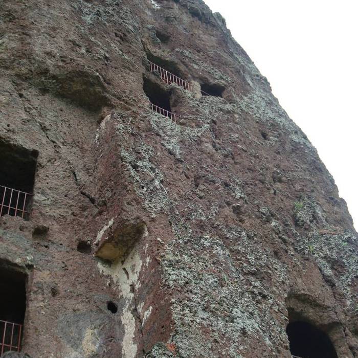 Photo de Site troglodytique de Jonas à Saint-Pierre-Colamine