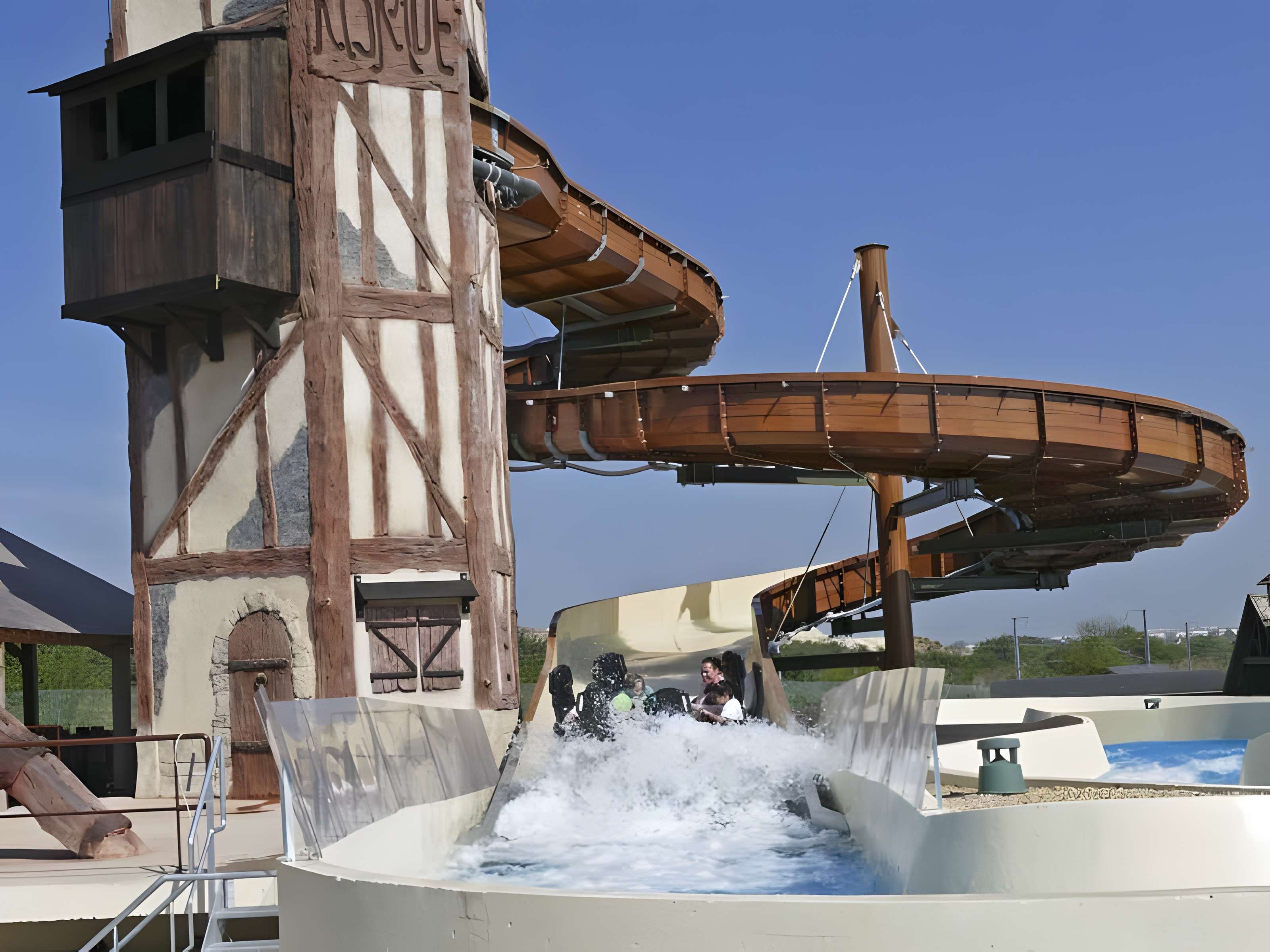 Festyland à Bretteville-sur-Odon 