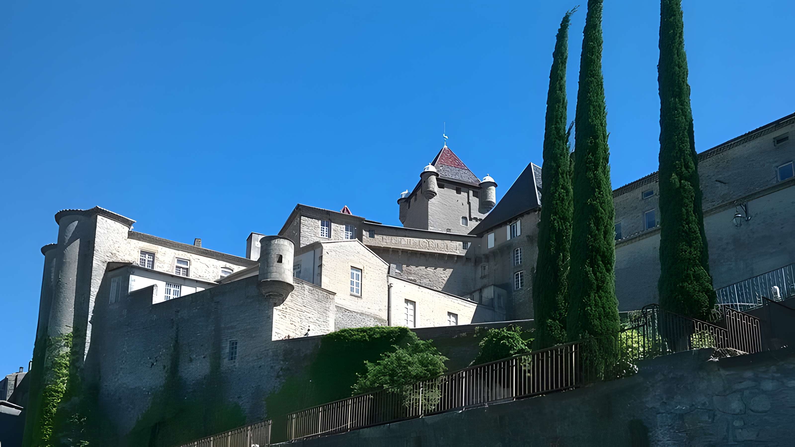 Château de Montlaur à Aubenas