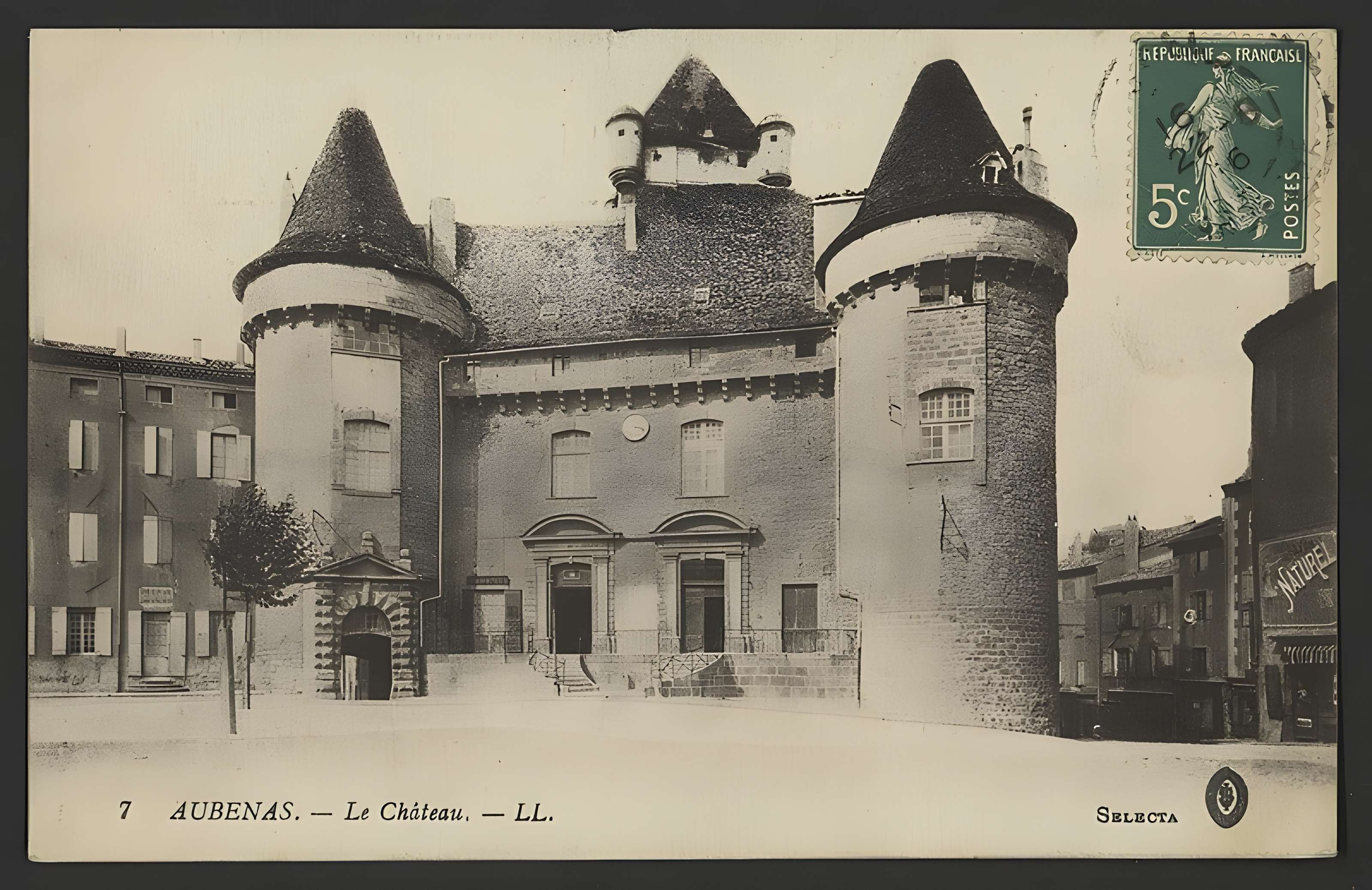Château de Montlaur à Aubenas