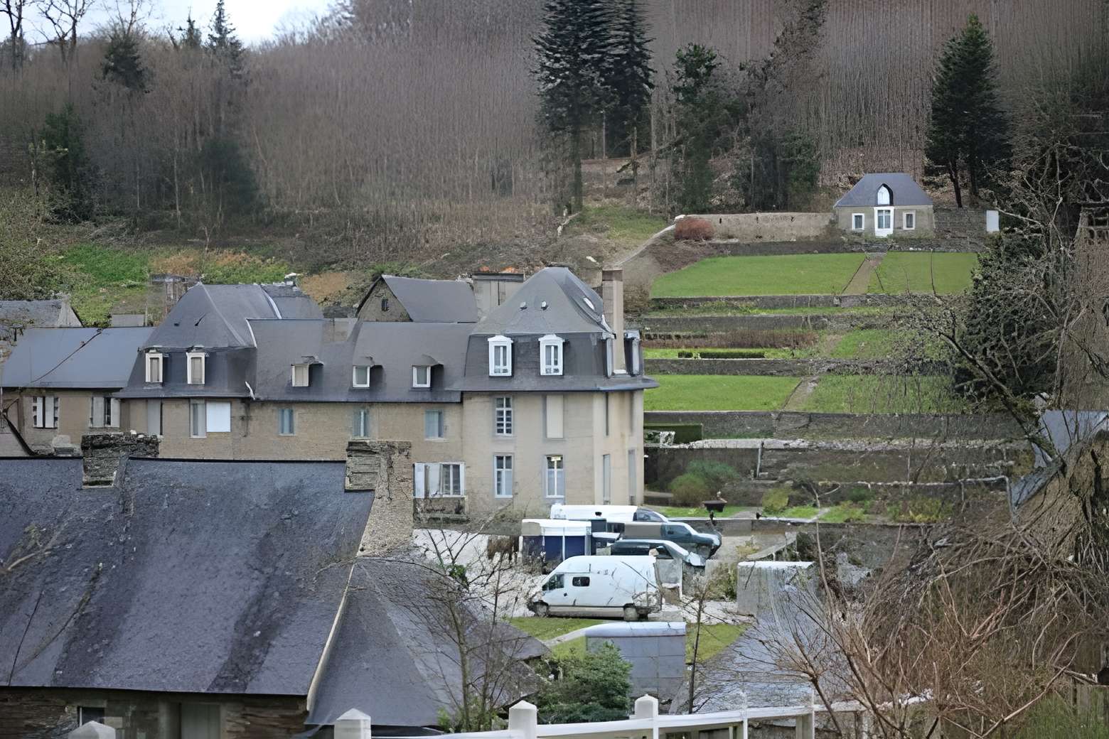 Forges des Salles à Perret 