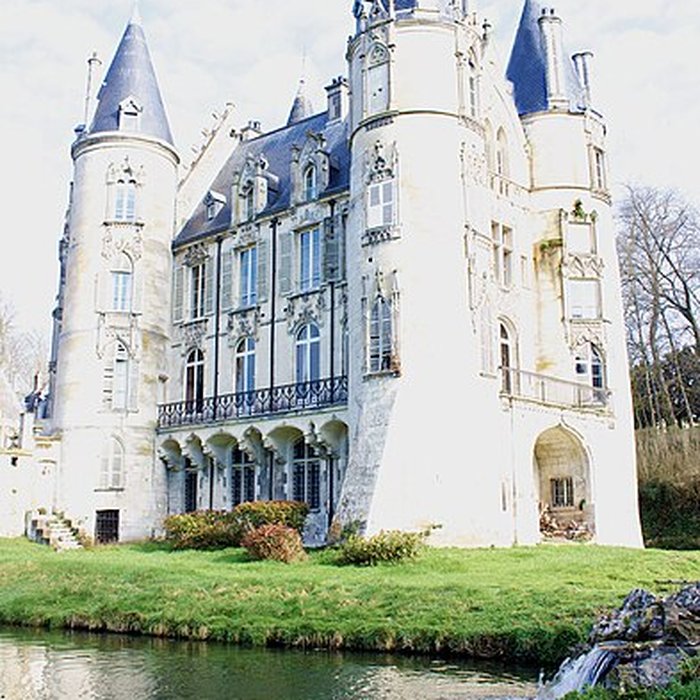 Photo de Château de Mont-lÉvêque